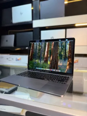 New Laptop Apple MacBook Pro 2022 M2 16GB Apple M2 SSD 256GB