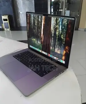 New Laptop Apple MacBook Pro M1 32GB Apple M1 Pro SSD 1T
