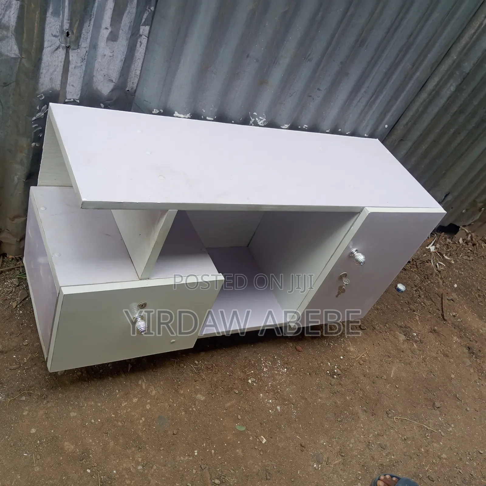 90 Cm Tv Stand