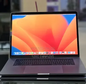 New Laptop Apple MacBook Pro 2017 16GB Intel Core i7 SSD 512GB