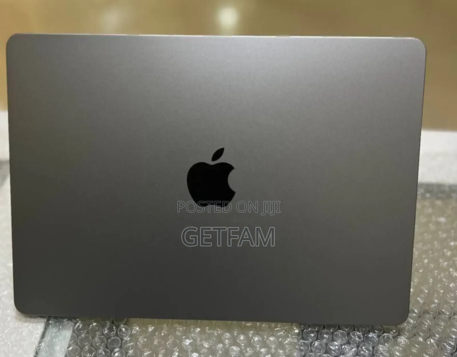 New Laptop Apple MacBook 8GB Apple M2 SSD 256GB