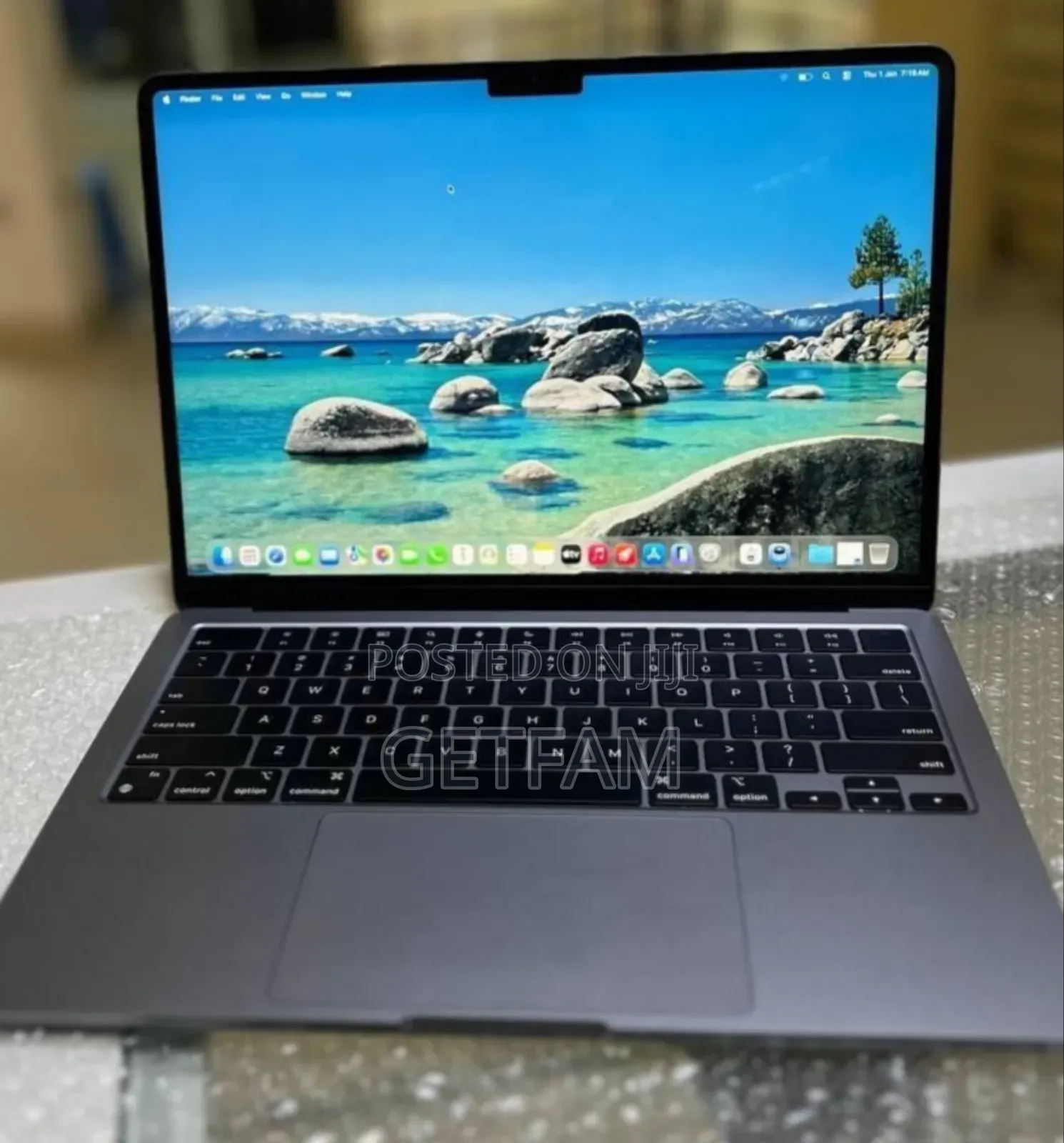 New Laptop Apple MacBook 8GB Apple M2 SSD 256GB