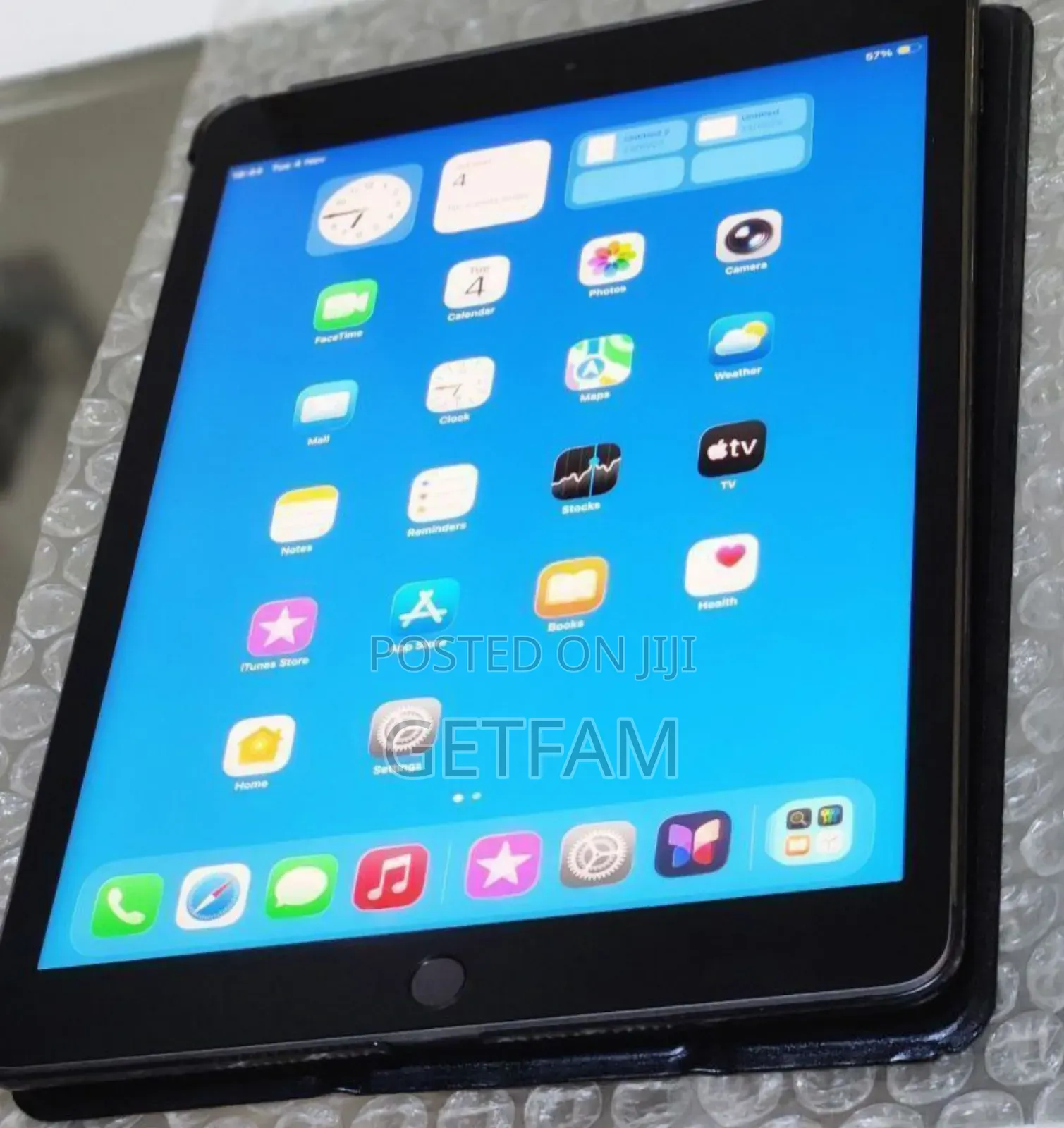 New Apple iPad 10.2 (2021) 128 GB Silver