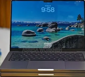 New Laptop Apple MacBook Pro M1 32GB SSD 512GB