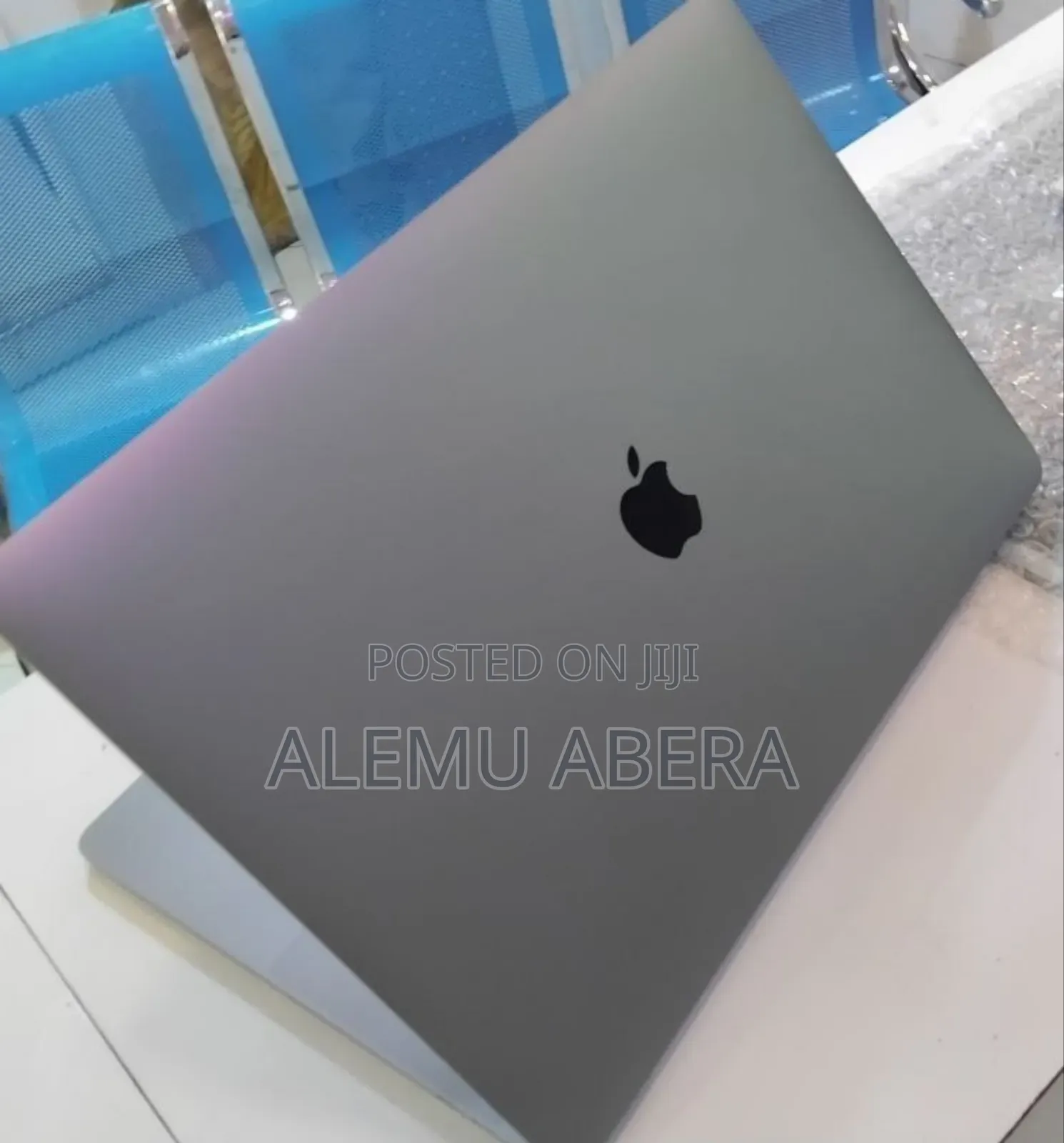 New Laptop Apple MacBook Pro 2017 16GB Intel Core i7 SSD 512GB