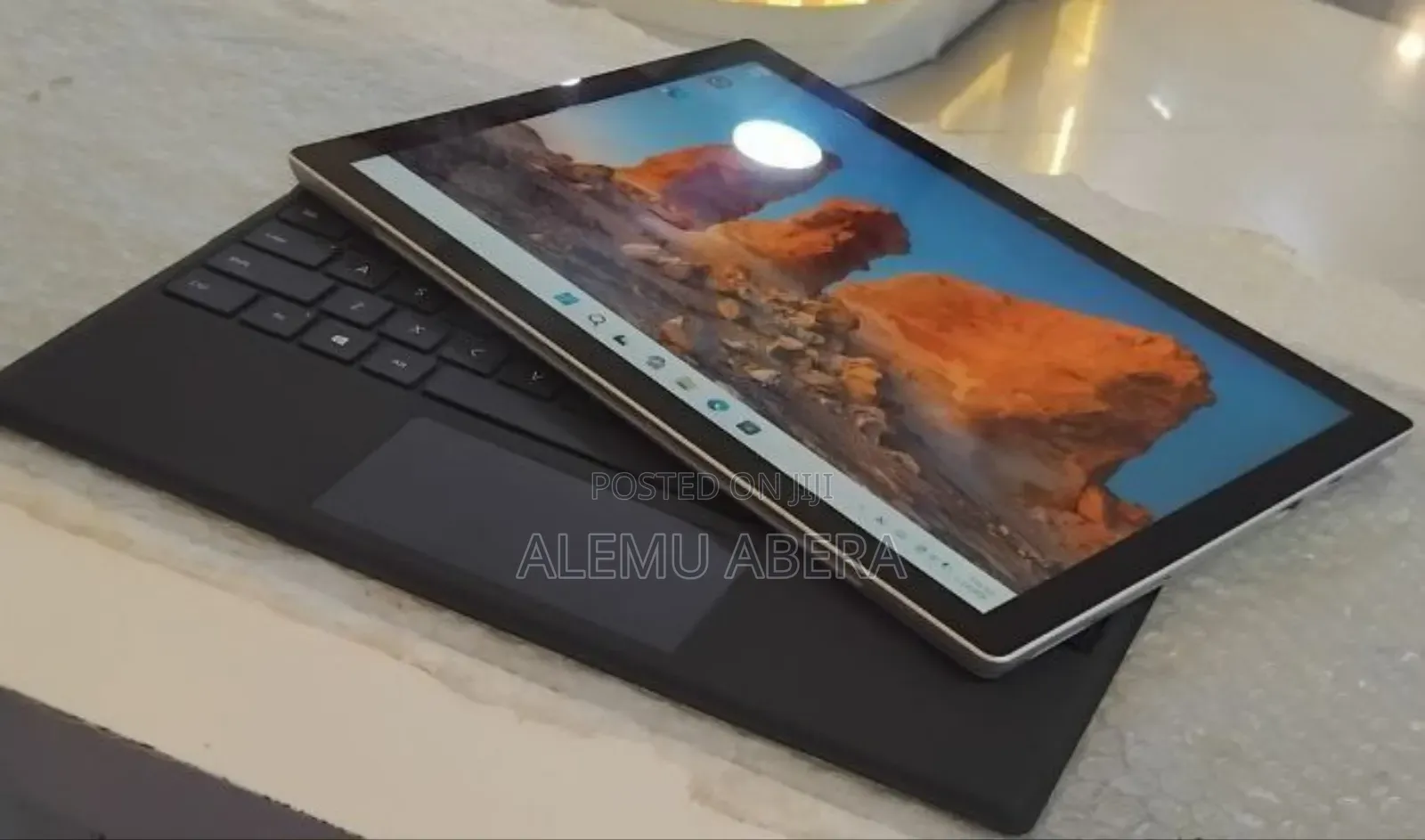 New Laptop Microsoft Surface Pro 7 16GB Intel Core i7 SSD 256GB