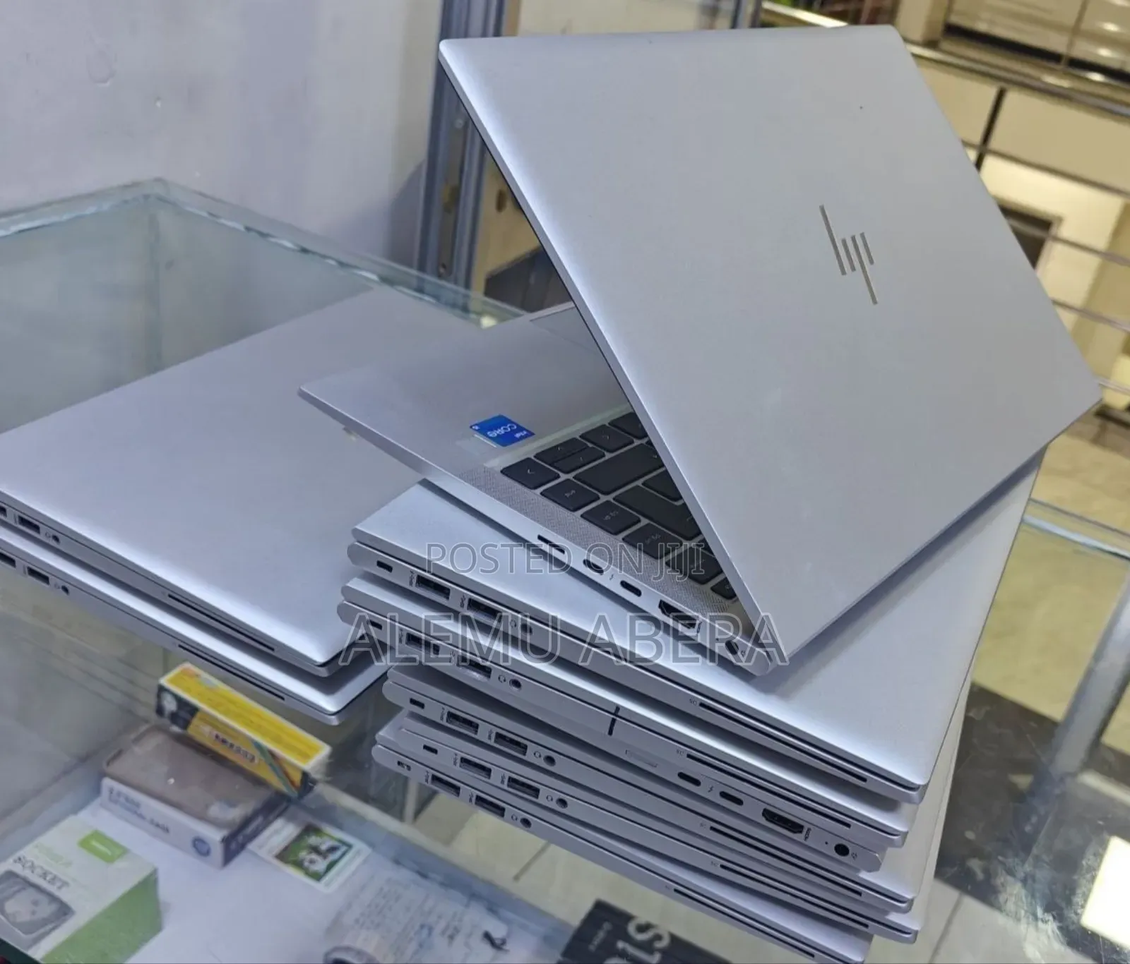New Laptop HP EliteBook 830 G8 16GB Intel Core i5 SSD 512GB