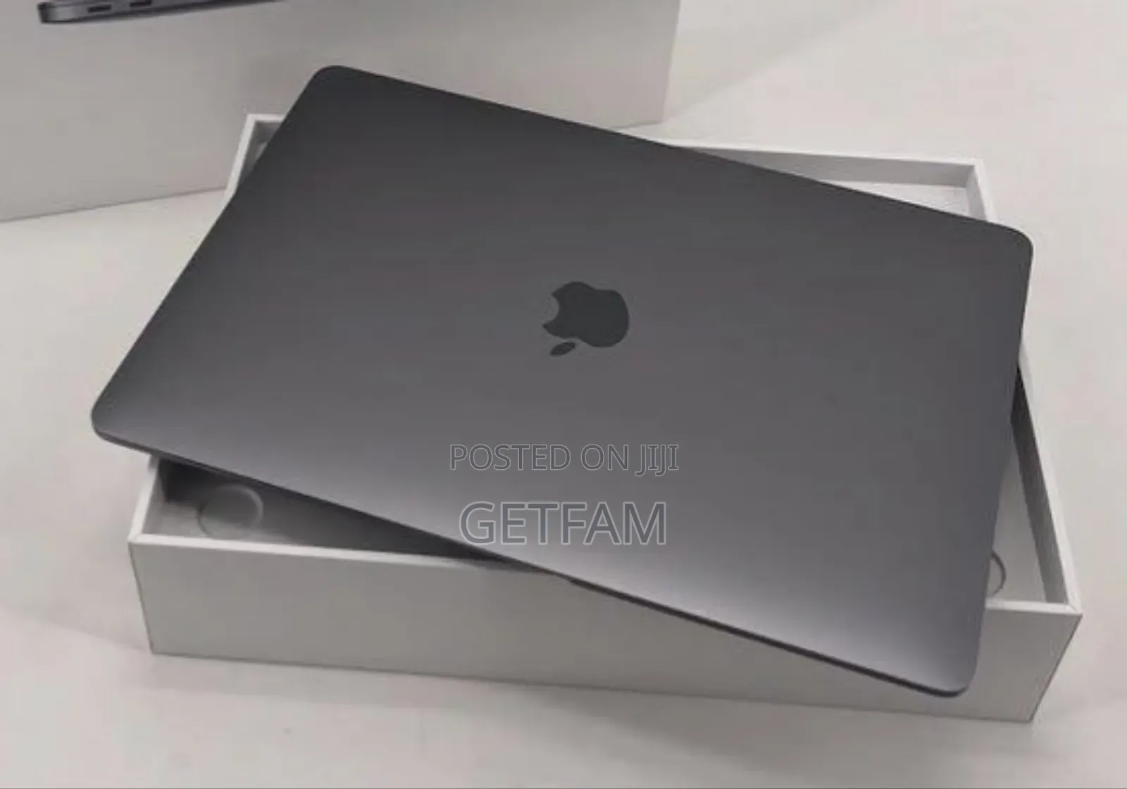 New Laptop Apple MacBook Air 2020 M1 16GB Apple M1 SSD 256GB