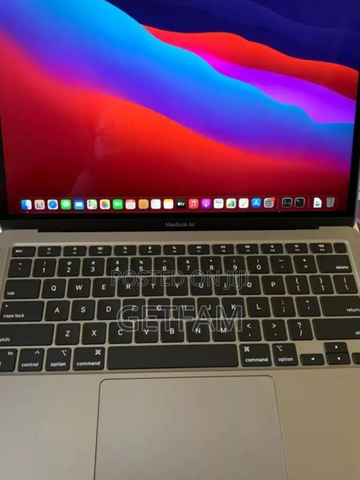New Laptop Apple MacBook Air 2020 M1 16GB Apple M1 SSD 256GB