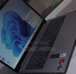 New Laptop Lenovo Ideapad 3 8GB AMD Ryzen 5 SSD 512GB