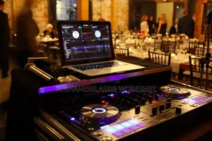 Dj ጄጄ ዲኮር እና ዲጄ ከ ብር ፖኬጅ ጀምሮ