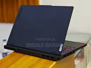 New Laptop Lenovo Legion 7 32GB Intel Core i9 SSD 1T