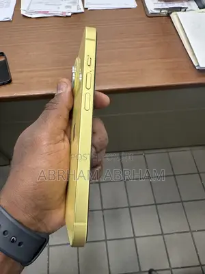 Apple iPhone 14 128 GB Yellow