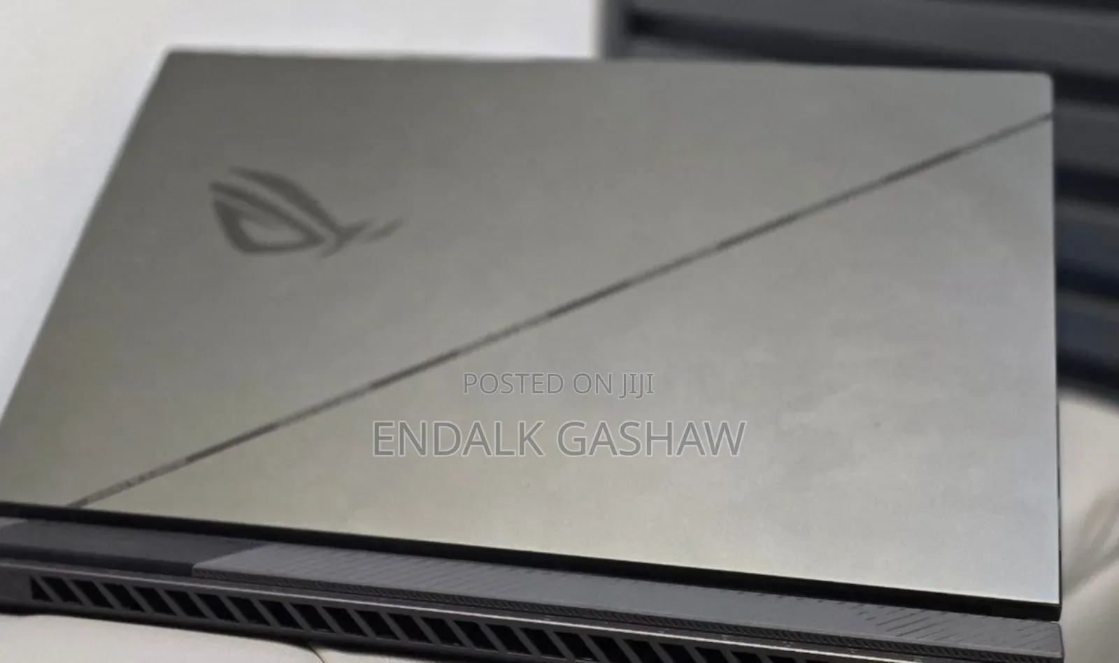 New Laptop Asus ROG Strix G731G 32GB Intel Core i9 SSD 2T