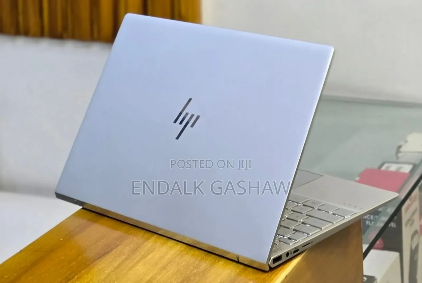 New Laptop HP Envy 13 16GB Intel Core i7 SSD 512GB