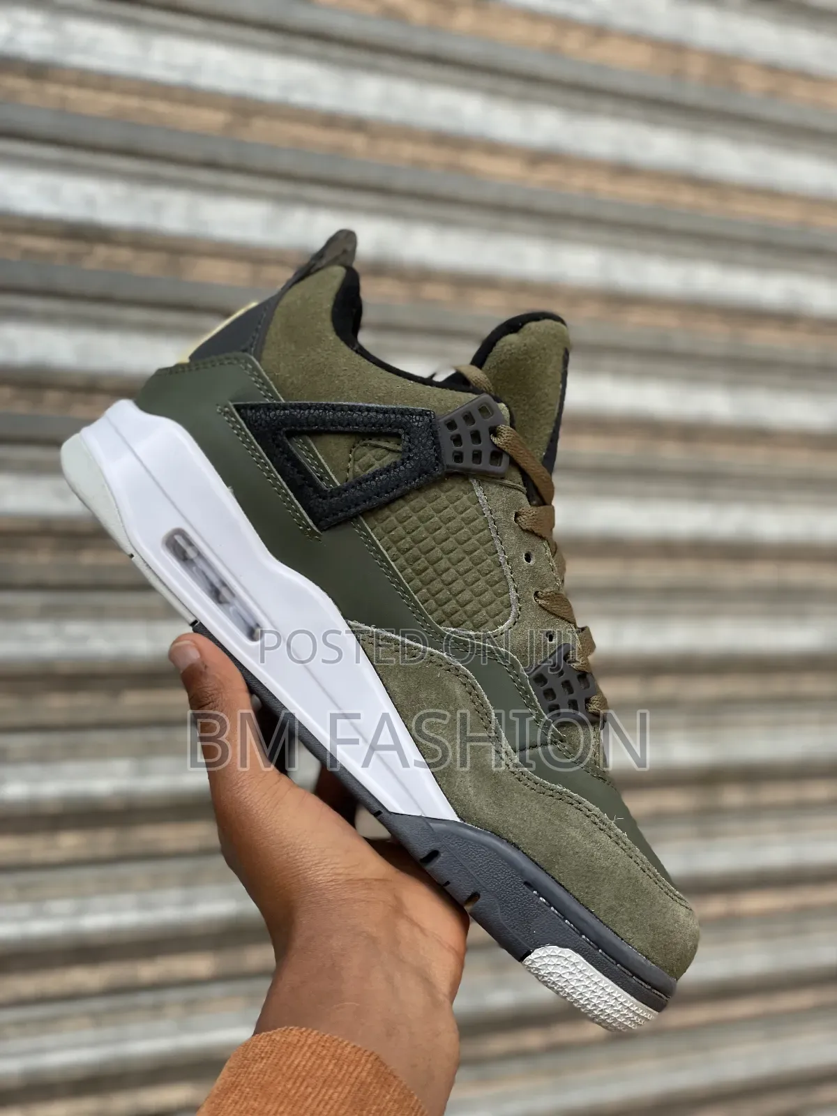 Jordan 4 "Olive Canvas" in Inspired