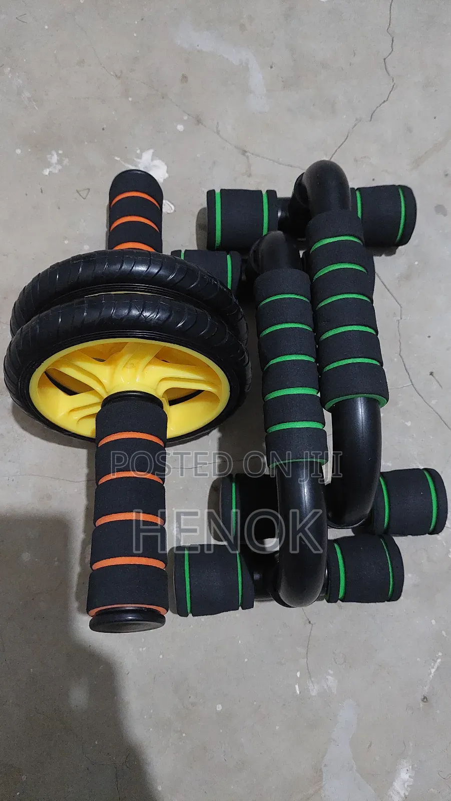Abs Roller + Push Up Bar