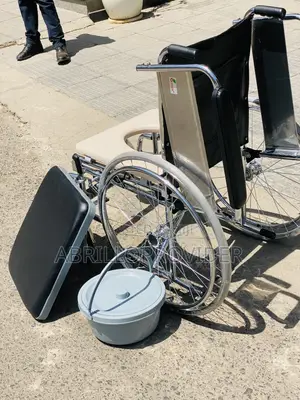 Homcom Folding Commode Wheelchair With Bucket And Flat-free Rubber