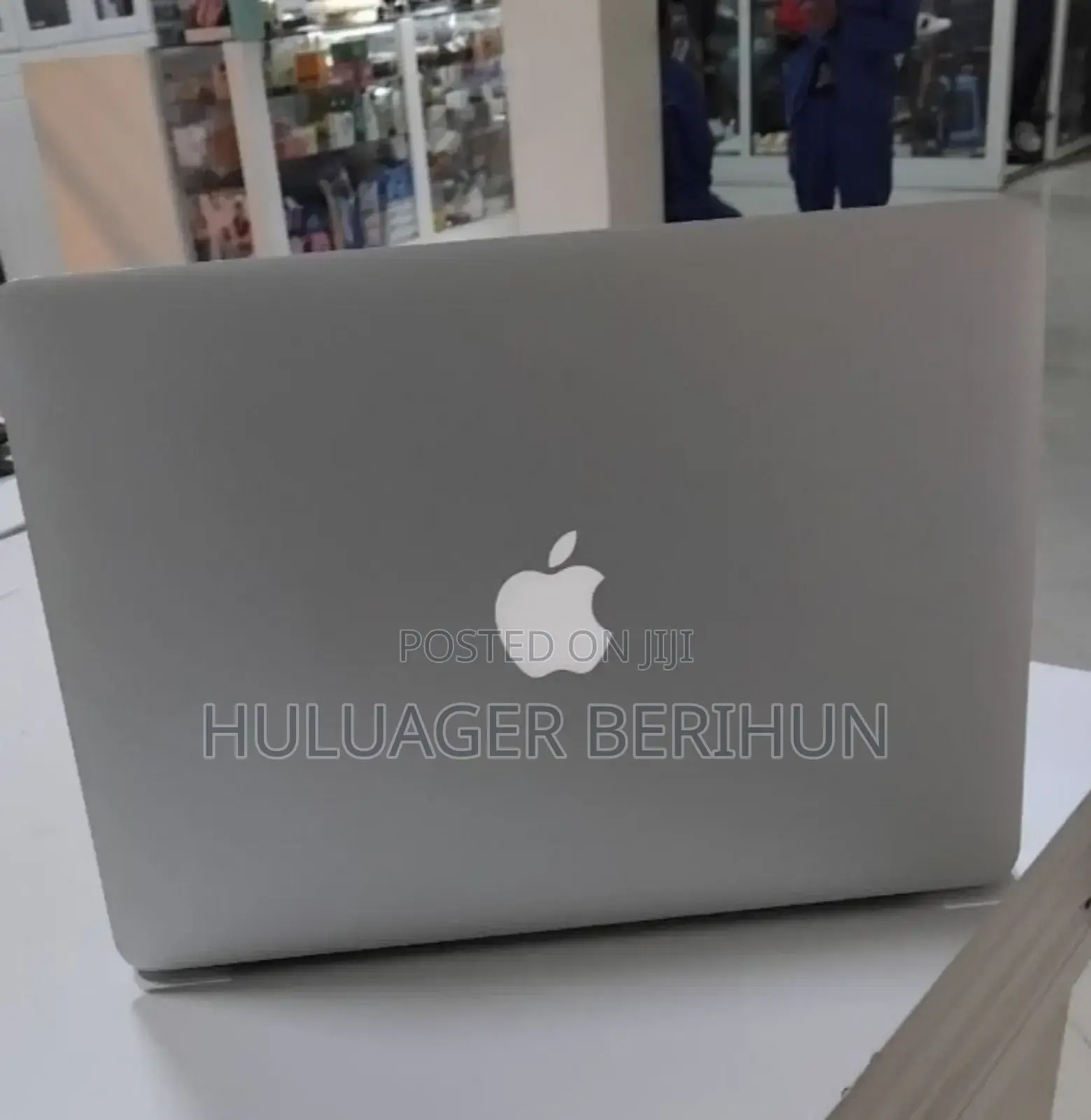 New Laptop Apple MacBook Air 2015 4GB Intel Core i5 SSD 256GB