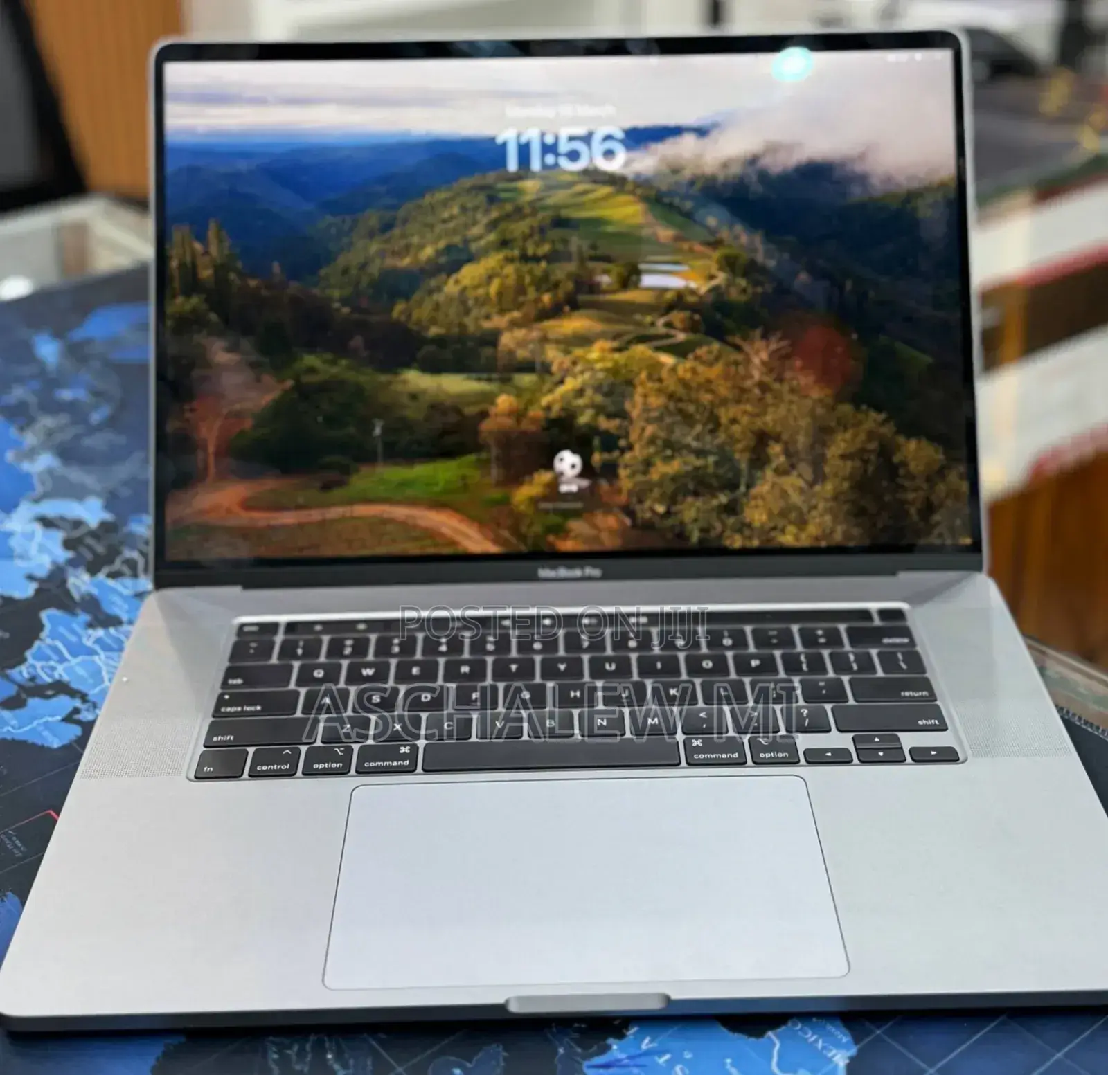 New Laptop Apple MacBook Pro 2019 16GB Intel Core i7 SSD 512GB