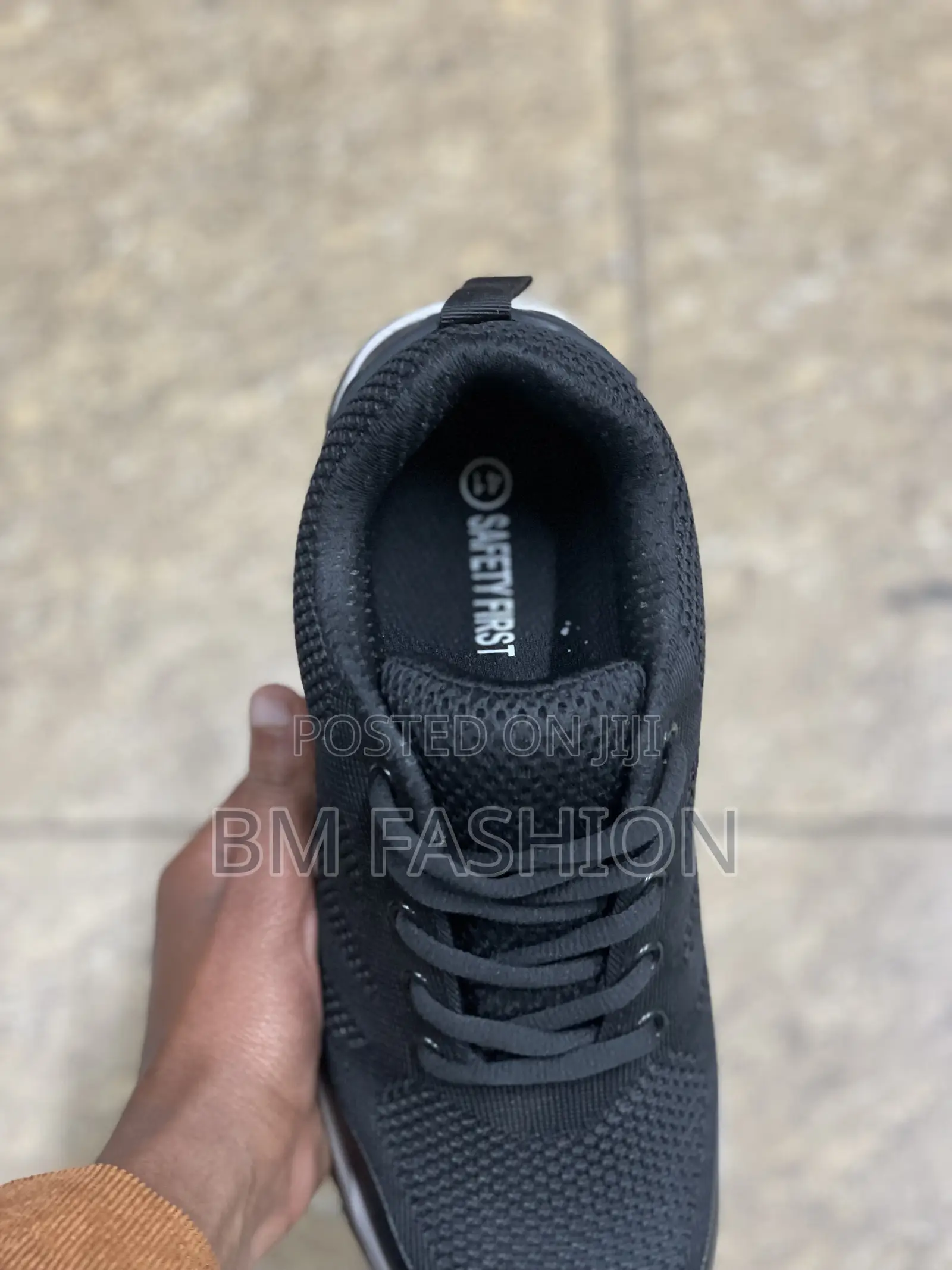 Safety First Casual Low Sneaker Type Safety Shoes for Officers