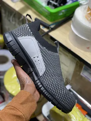 Workland Breathable Lightweight Steel Safety Shoes