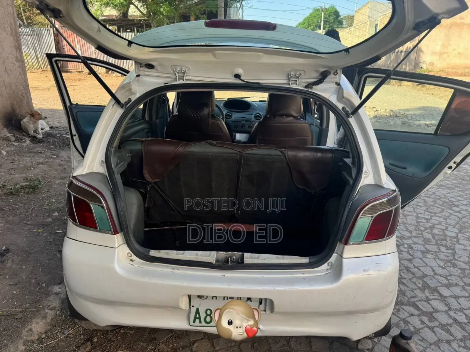 Toyota Vitz 2001 White