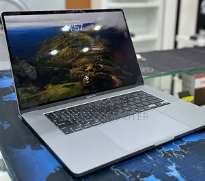 New Laptop Apple MacBook Pro 2019 16GB Intel Core i7 SSD 512GB