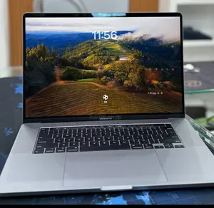New Laptop Apple MacBook Pro 2019 16GB Intel Core i7 SSD 512GB