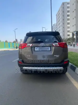 Toyota RAV4 2015 Brown