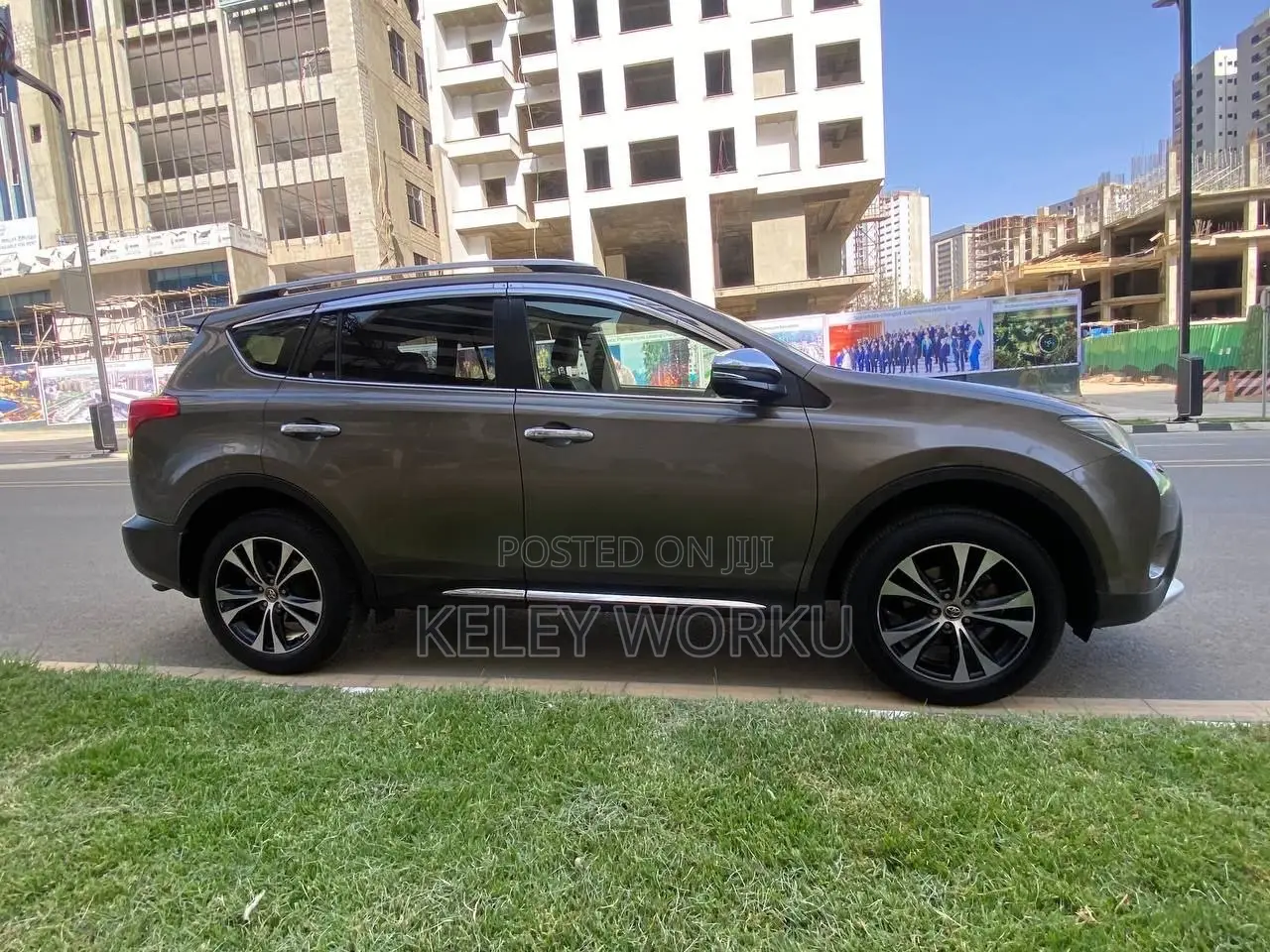 Toyota RAV4 2015 Brown