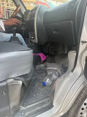 Suzuki APV Minibus 2025 Silver
