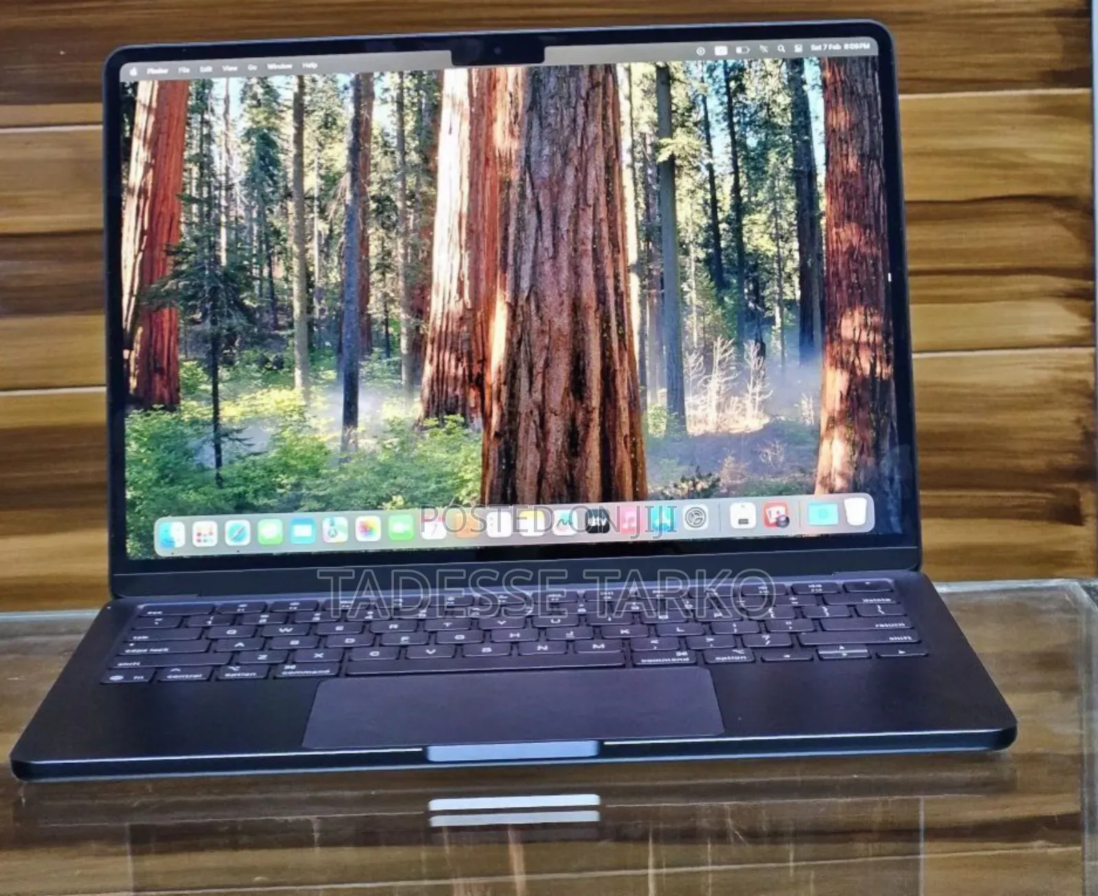 New Laptop Apple MacBook Air 2025 M4 13-inch 16GB Apple M4 SSD 256GB