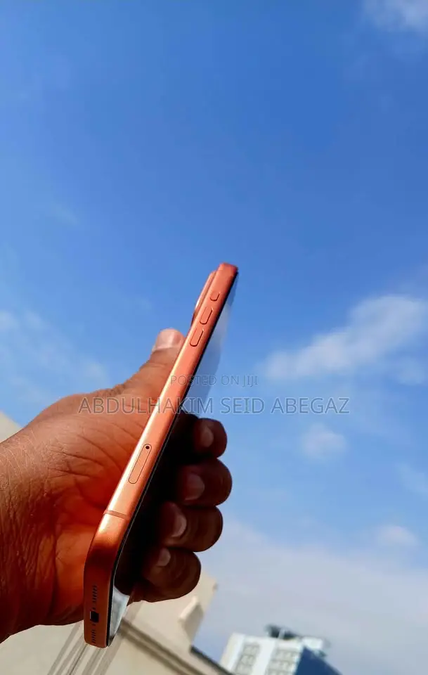 New Apple iPhone 17 Pro Max 256 GB Orange