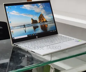 New Laptop HP Pavilion 14 8GB Intel Core i5 SSD 512GB