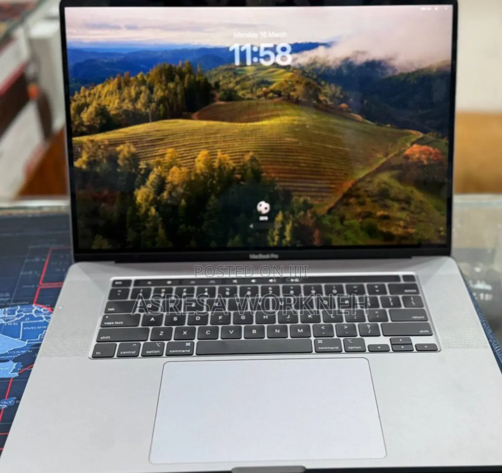 New Laptop Apple MacBook 2019 16GB Intel Core i7 SSD 512GB