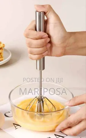 Semi-automatic Egg Whisk