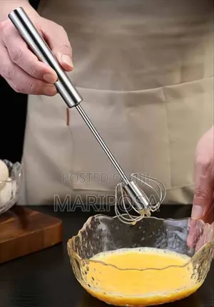 Semi-automatic Egg Whisk