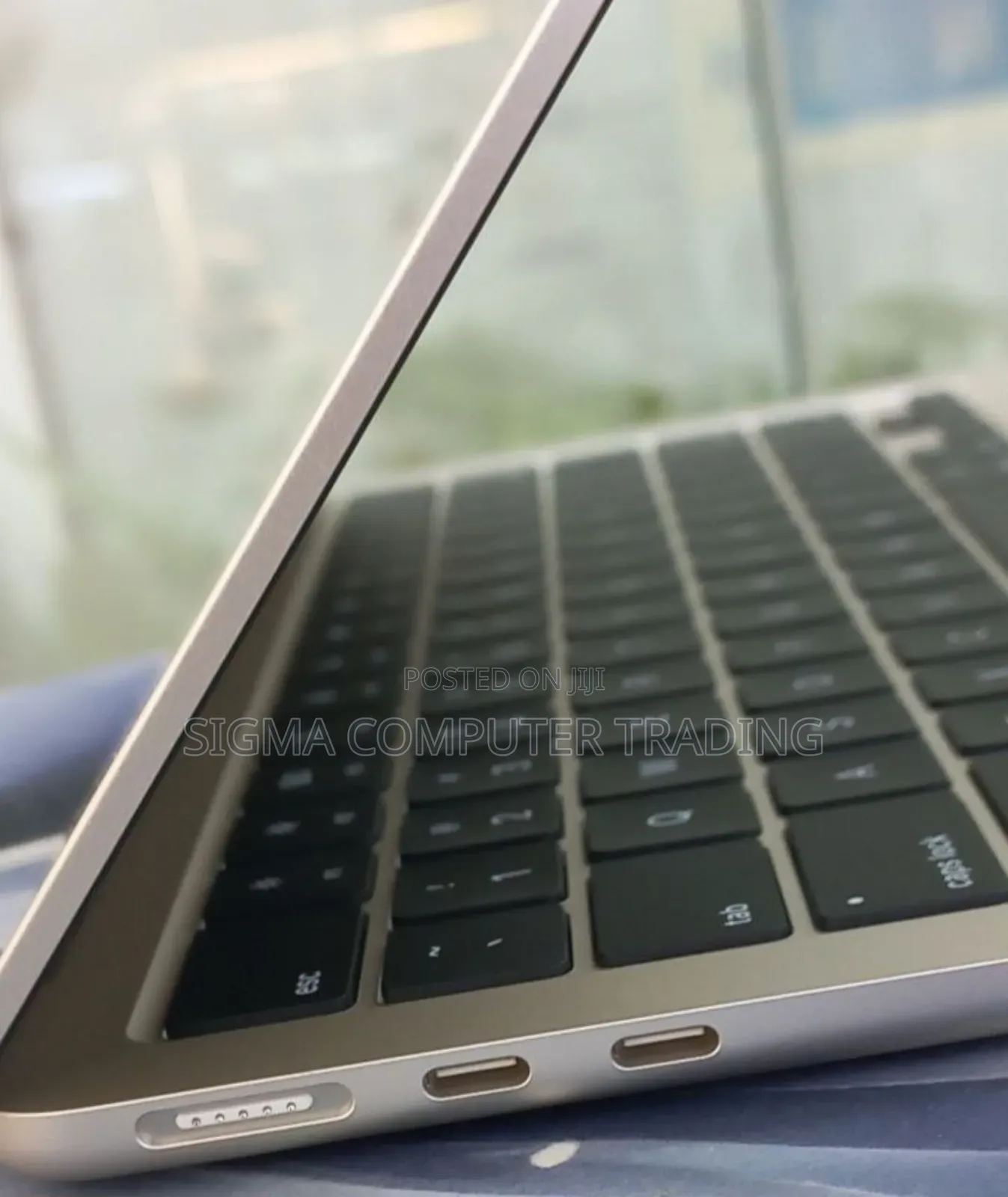 New Laptop Apple MacBook Pro 2024 M4 14-inch 16GB Apple M4 SSD 256GB
