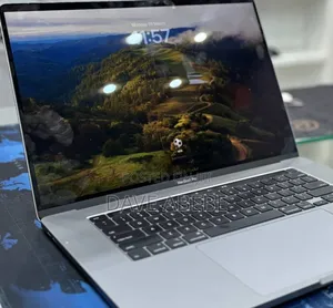 New Laptop Apple MacBook Pro 2019 16GB Intel Core i7 SSD 512GB