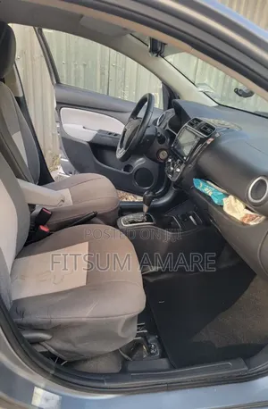 Mitsubishi Attrage 2021 Gray