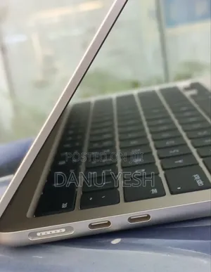 New Laptop Apple MacBook Air 16GB Apple M4 SSD 256GB
