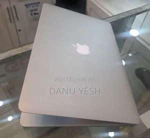 New Laptop Apple MacBook Air 8GB Intel Core i7 SSD 512GB
