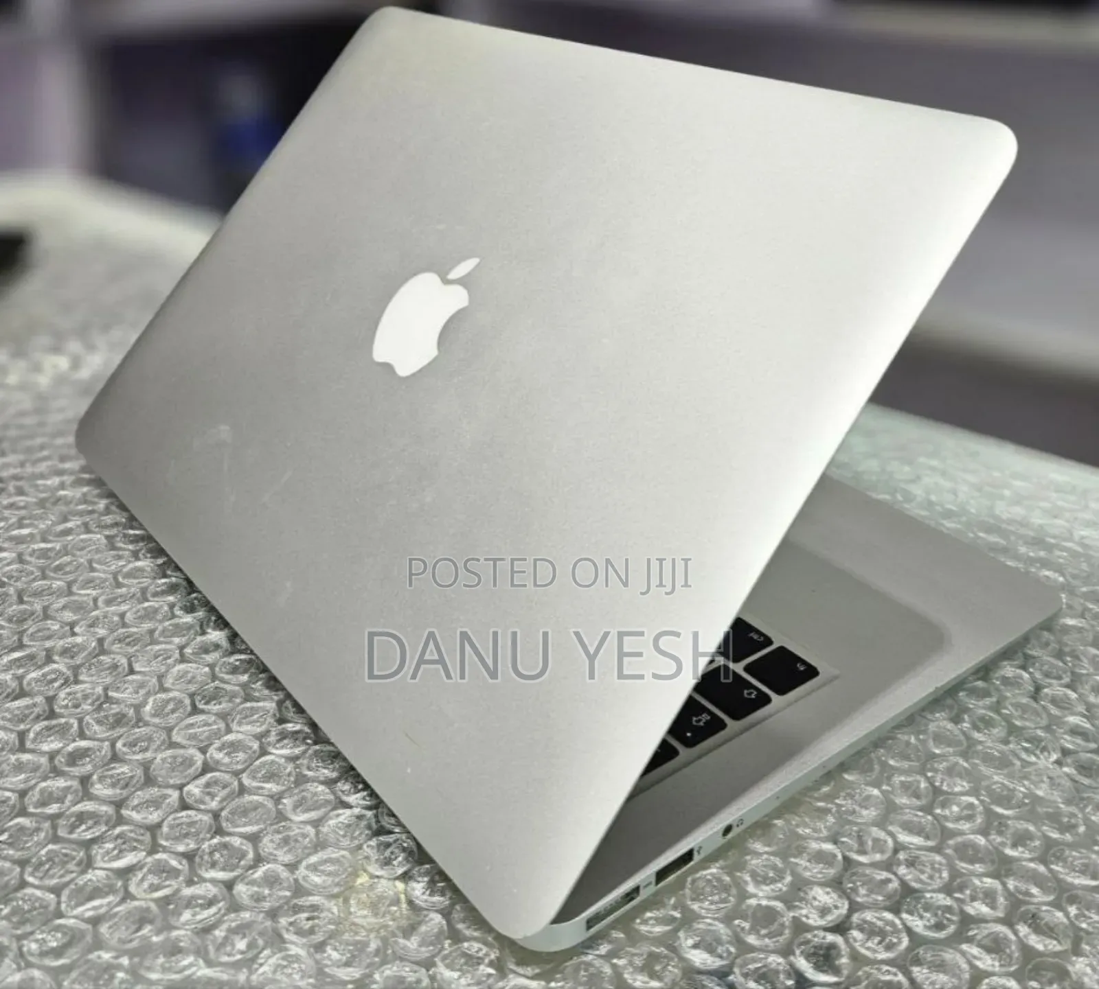 New Laptop Apple MacBook Air 8GB Intel Core i7 SSD 512GB