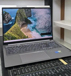 New Laptop Lenovo ThinkBook 13 16GB Intel Core i5 SSD 512GB