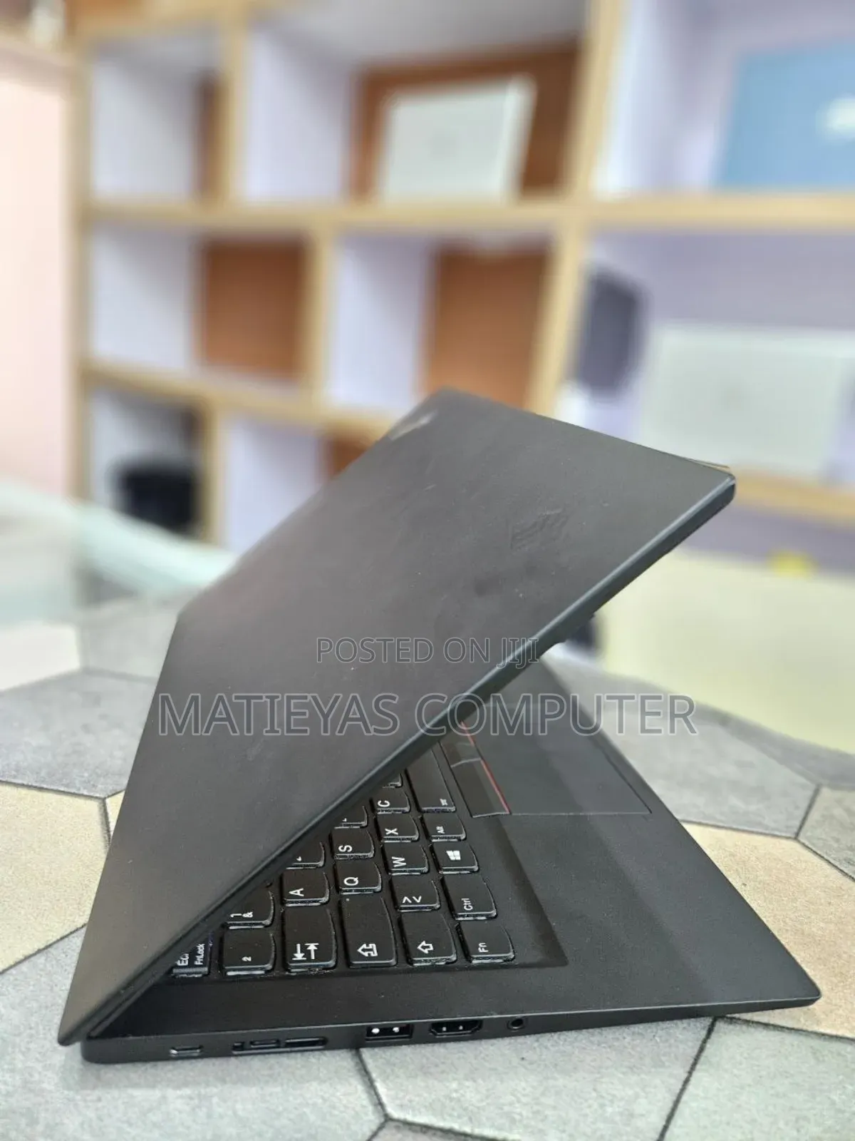 New Laptop Lenovo ThinkPad t495s 16GB AMD Ryzen 5 SSD 512GB
