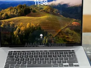 New Laptop Apple MacBook Pro 2019 16GB Intel Core i7 SSD 512GB