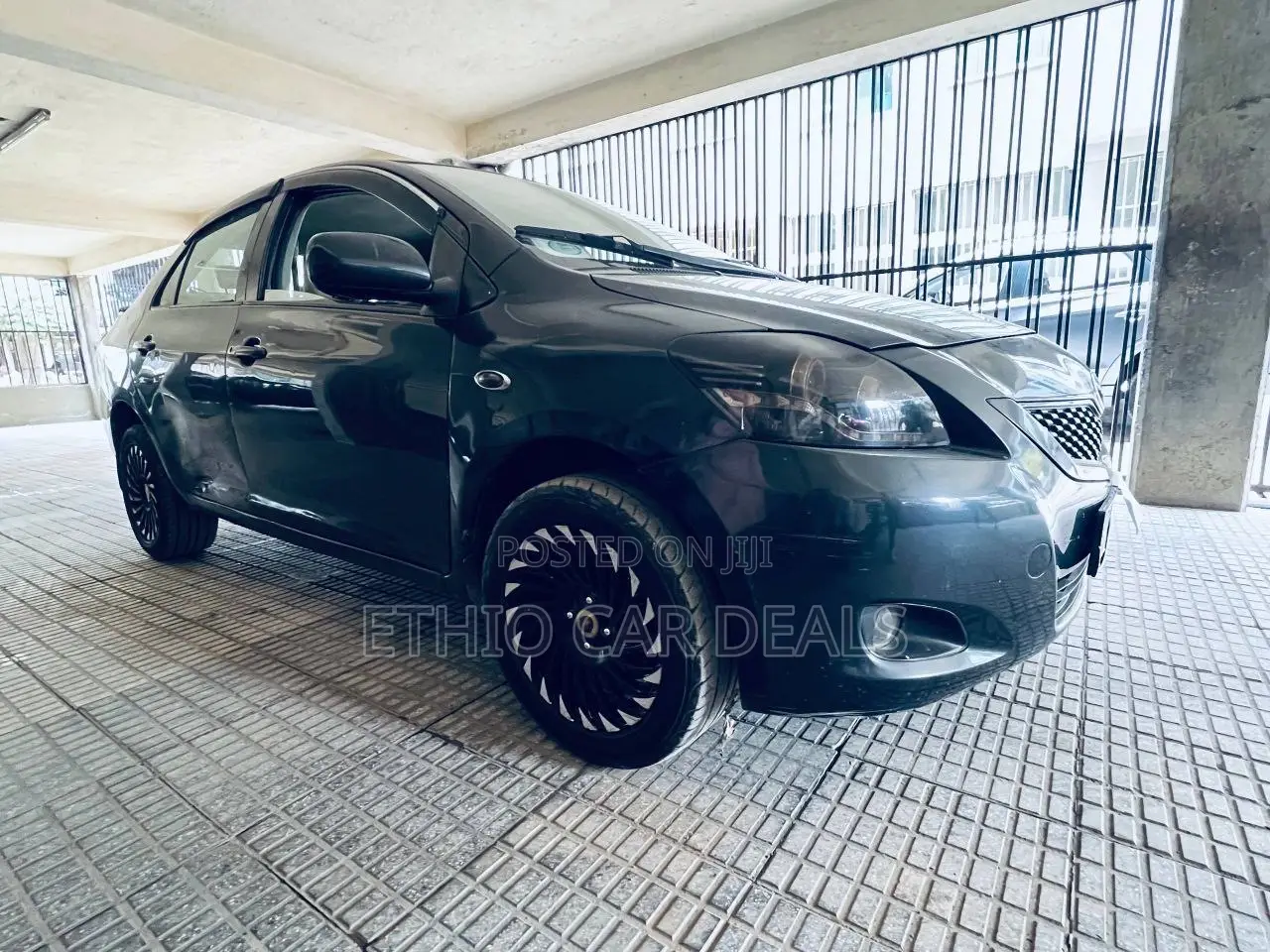 Toyota Yaris 1.5 Sedan 2008 Black