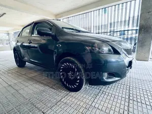 Toyota Yaris 1.5 Sedan 2008 Black