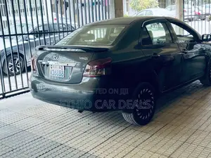 Toyota Yaris 1.5 Sedan 2008 Black